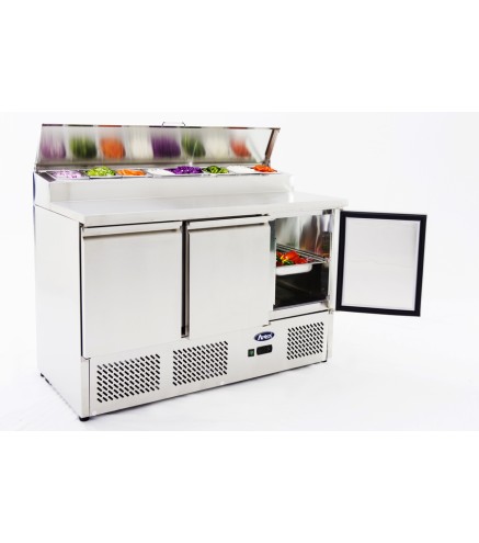 Mesa Refrigeración Y Ensaladera 8xGN1/6 - 3 Puertas Capacidad 380L 2°/+8°C 1365X700X1070MM