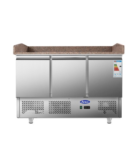 Mesa Refrigeración Y Ensaladera Con Tres Caras En Mármol - 3 Puertas Capacidad 380L 2°/+8°C 1365X700X910MM
