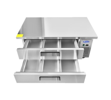 Mesa Baja Refrigerada Ventilada 2 Cajones - Capacidad  235L 2°/+8°C 1323X815X514MM